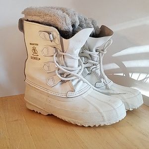 Manitou Sorel White snow boots